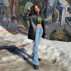 Meet your Posher, Annie